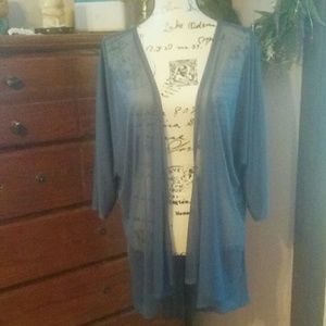 LulaRoe Embossed sheer Lindsay